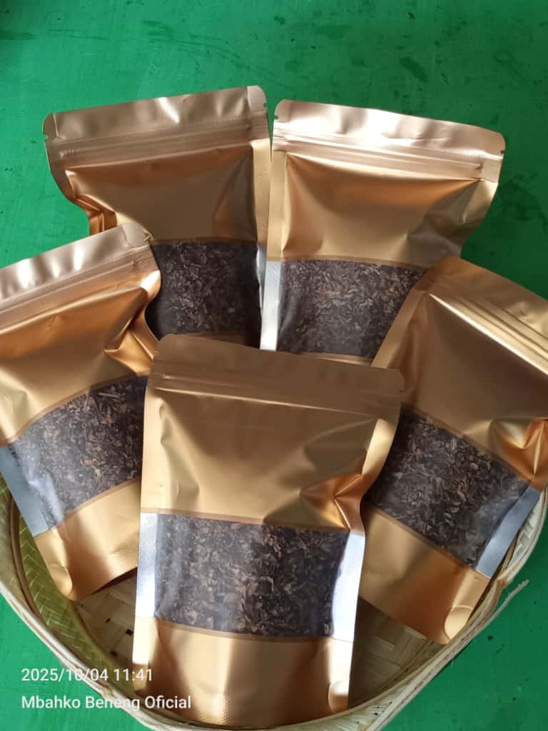 Tembakau herbal talas beneng , ( Taro dry leaf herbal tobacco) original. Non nikotin.-3